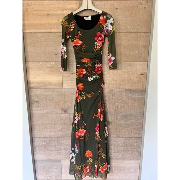 NWOT FUZZI Ruched Scoop Neck flower maxi dress size XXS - Picture 4 of 10